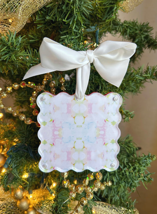 Scalloped Acrylic Frame Ornament - Pink